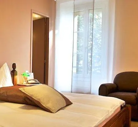 Värdshus Les Chevreuils 3*