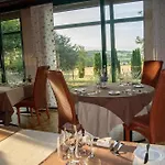 Inn Les Chevreuils